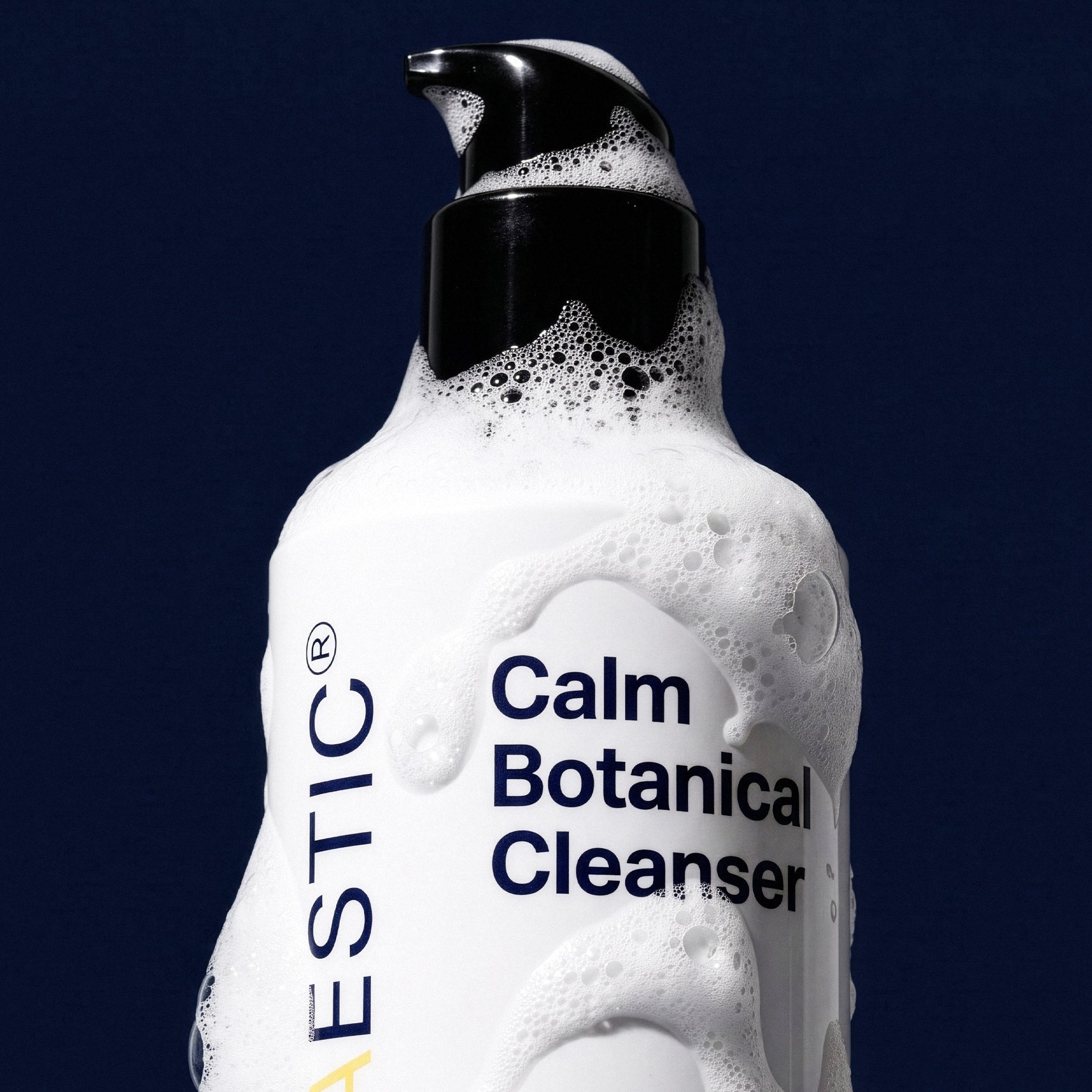 Gel Rửa Mặt Làm Dịu & Bảo Vệ Hàng Rào Ẩm Hyaestic Calm Botanical Cleanser