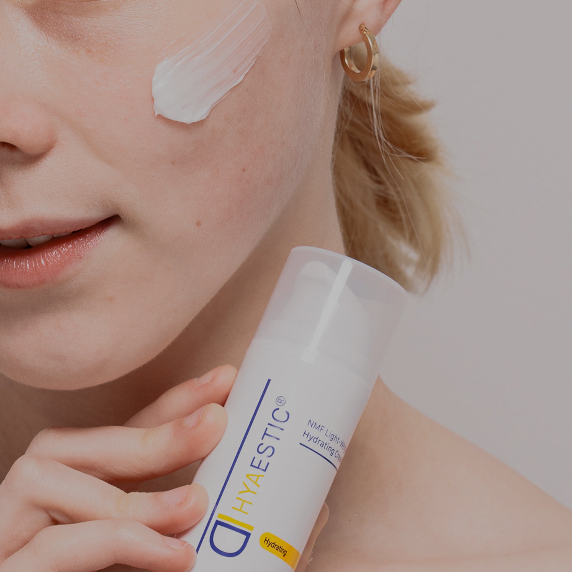 Kem phục hồi da hư tổn Hyaestic NMF Light-Weight Hydrating Cream (30ml)